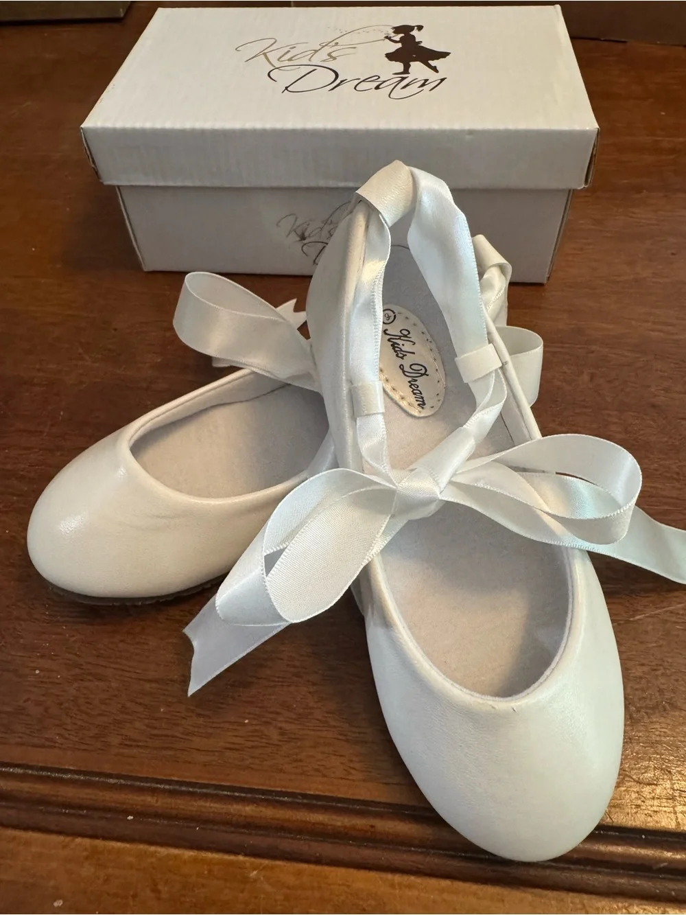 Kids Dream white leather